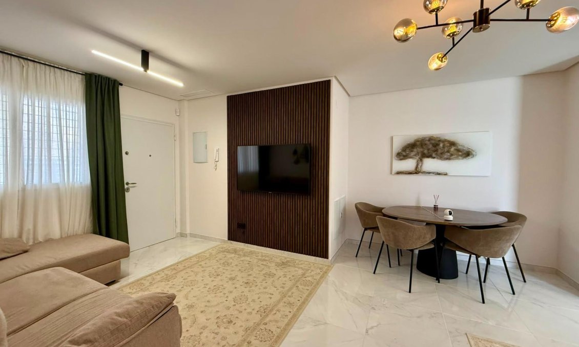 Használt Ingatlanok - Apartman -
Torrevieja - Aguas Nuevas