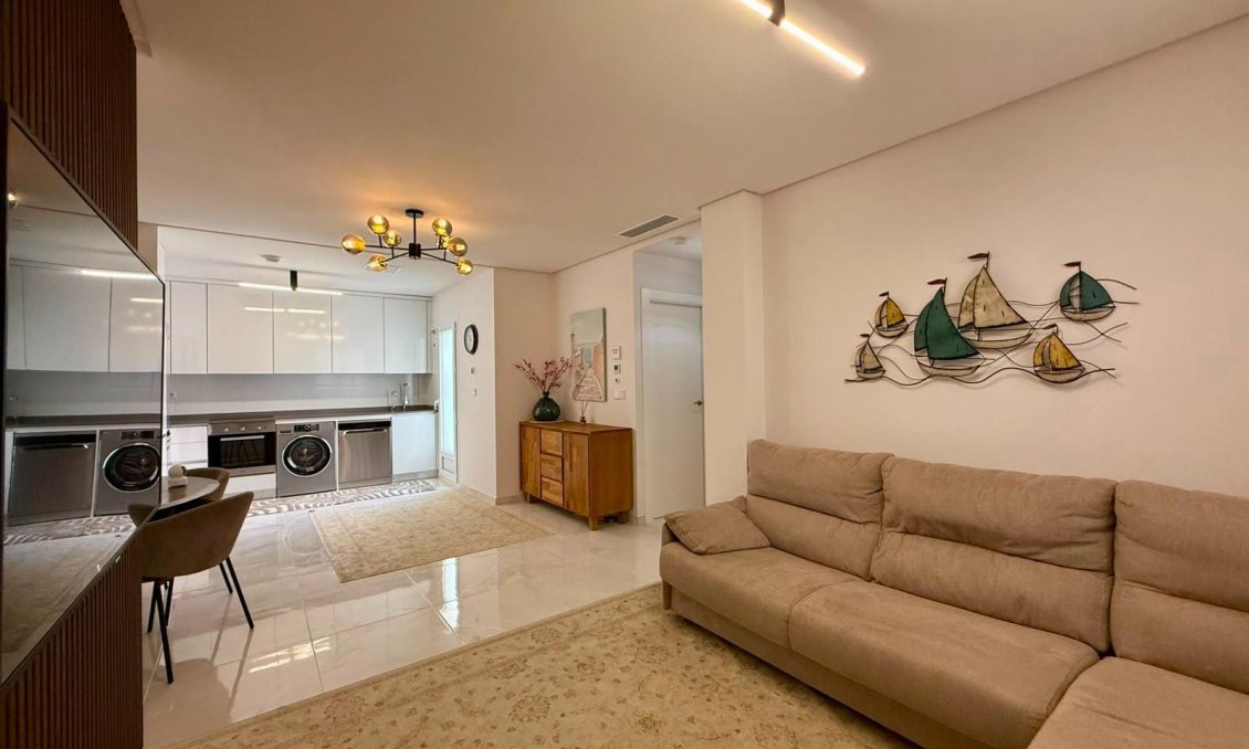 Használt Ingatlanok - Apartman -
Torrevieja - Aguas Nuevas