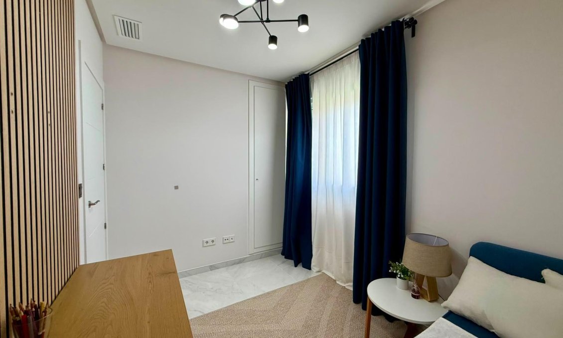 Használt Ingatlanok - Apartman -
Torrevieja - Aguas Nuevas