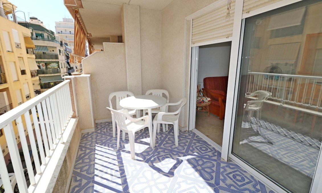 Használt Ingatlanok - Apartman -
Torrevieja - Playa del Cura