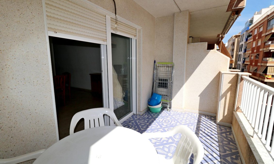 Használt Ingatlanok - Apartman -
Torrevieja - Playa del Cura