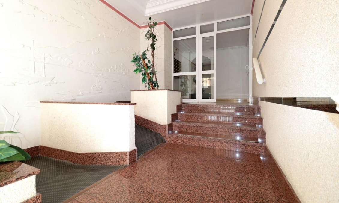 Használt Ingatlanok - Apartman -
Torrevieja - Playa del Cura