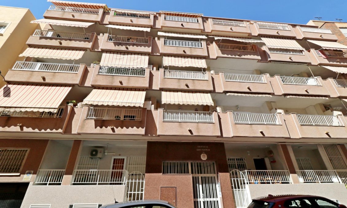 Használt Ingatlanok - Apartman -
Torrevieja - Playa del Cura