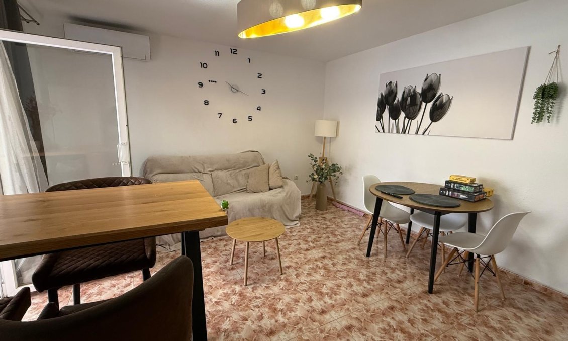 Resale - Apartment -
Torrevieja - Playa de los Locos