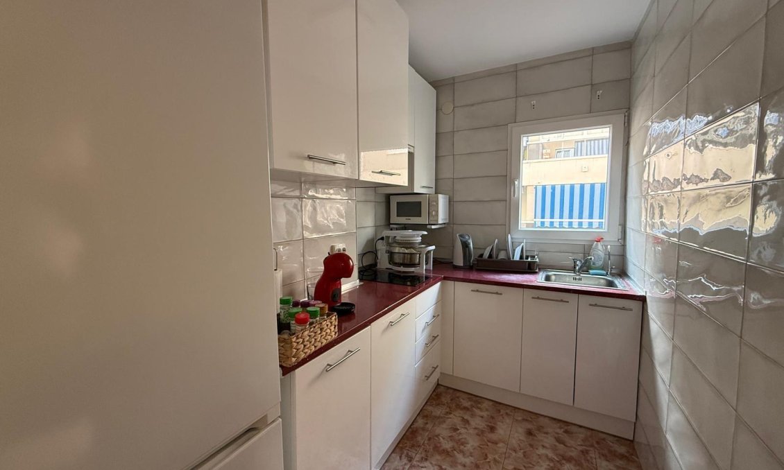 Resale - Apartment -
Torrevieja - Playa de los Locos