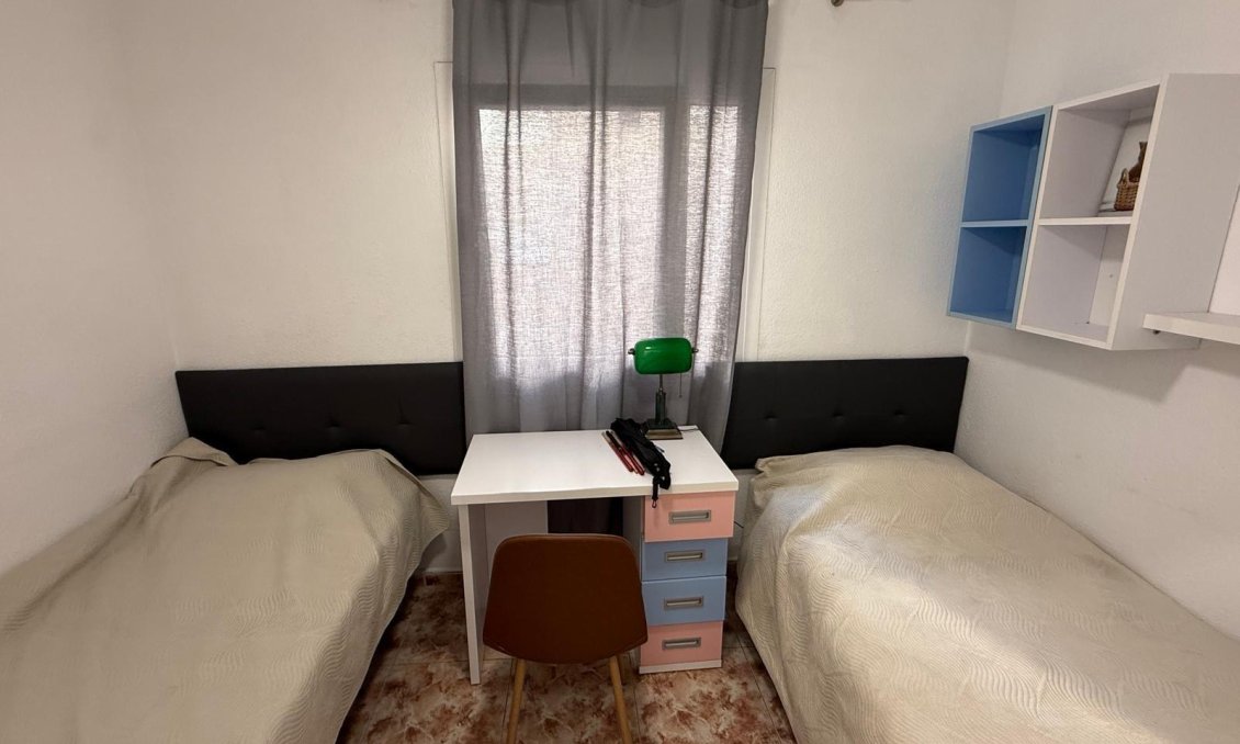 Resale - Apartment -
Torrevieja - Playa de los Locos