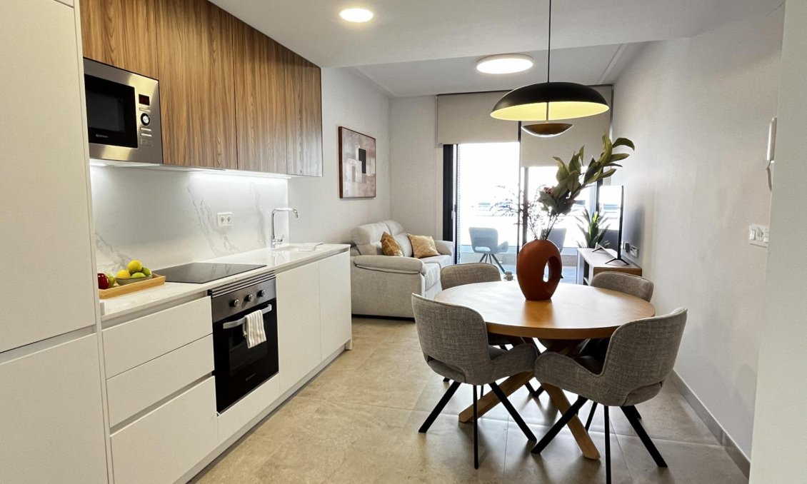 Használt Ingatlanok - Apartman -
Torrevieja - Playa del Cura