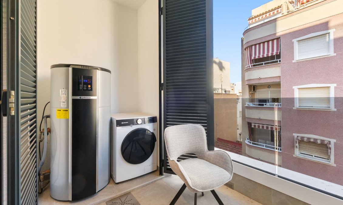 Használt Ingatlanok - Apartman -
Torrevieja - Playa del Cura