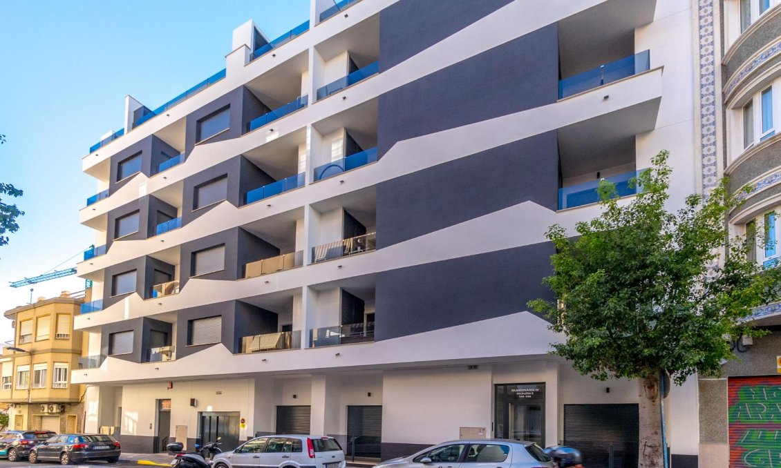 Használt Ingatlanok - Apartman -
Torrevieja - Playa del Cura