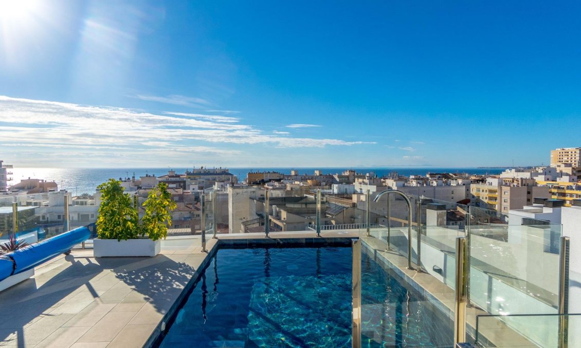 Használt Ingatlanok - Apartman -
Torrevieja - Playa del Cura