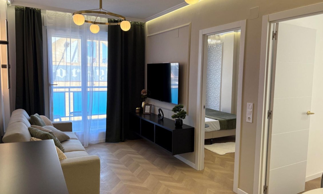 Használt Ingatlanok - Apartman -
Torrevieja - Playa del Cura
