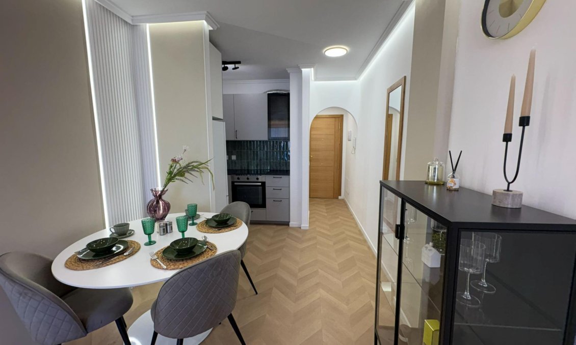 Használt Ingatlanok - Apartman -
Torrevieja - Playa del Cura