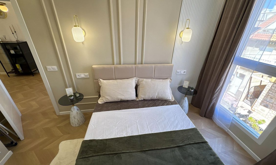 Használt Ingatlanok - Apartman -
Torrevieja - Playa del Cura