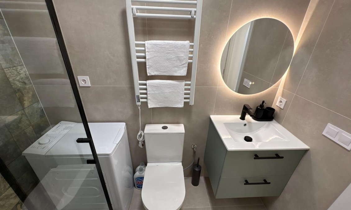 Használt Ingatlanok - Apartman -
Torrevieja - Playa del Cura