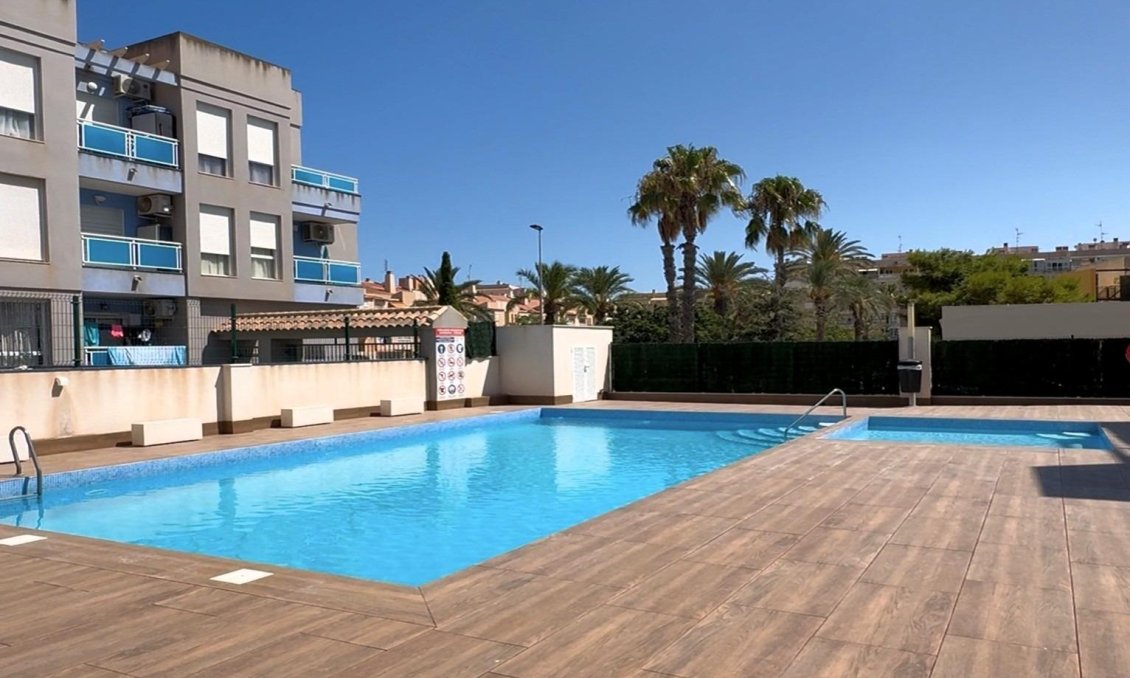 Használt Ingatlanok - Apartman -
Torrevieja - Playa del Cura