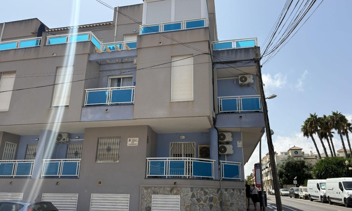 Használt Ingatlanok - Apartman -
Torrevieja - Playa del Cura