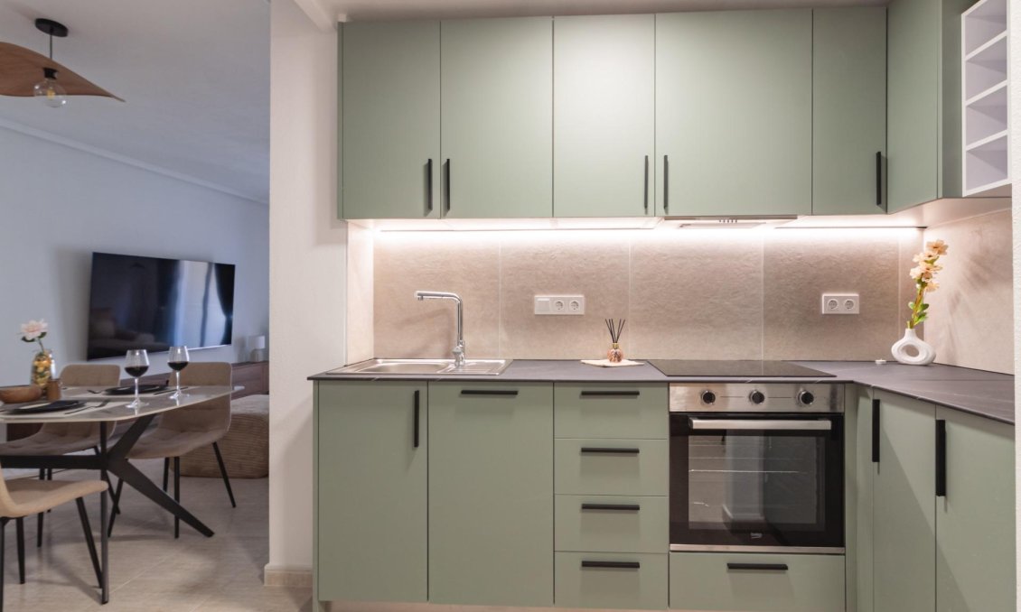 Használt Ingatlanok - Apartman -
Torrevieja - Playa del Cura