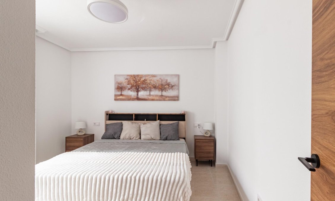 Használt Ingatlanok - Apartman -
Torrevieja - Playa del Cura