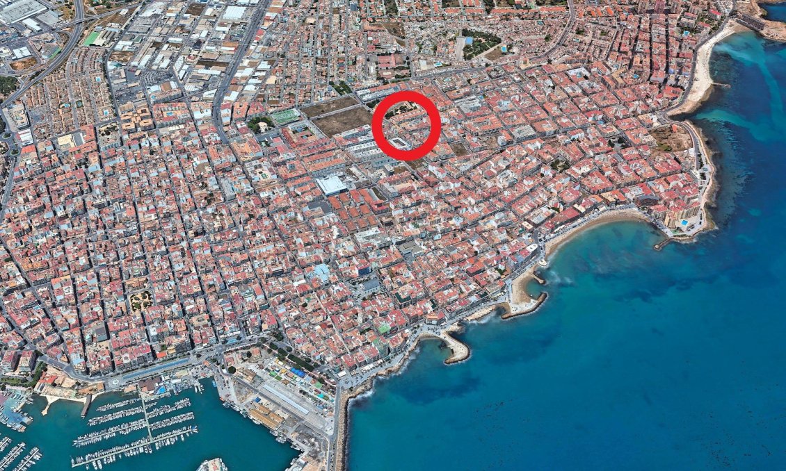 Használt Ingatlanok - Apartman -
Torrevieja - Playa del Cura