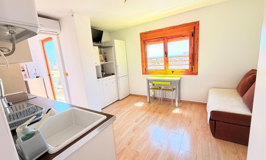 Használt Ingatlanok - Apartman -
Torrevieja - Nueva Torrevieja