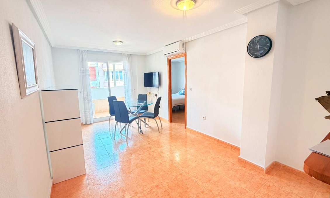 Használt Ingatlanok - Apartman -
Torrevieja - Curva Del Palangre