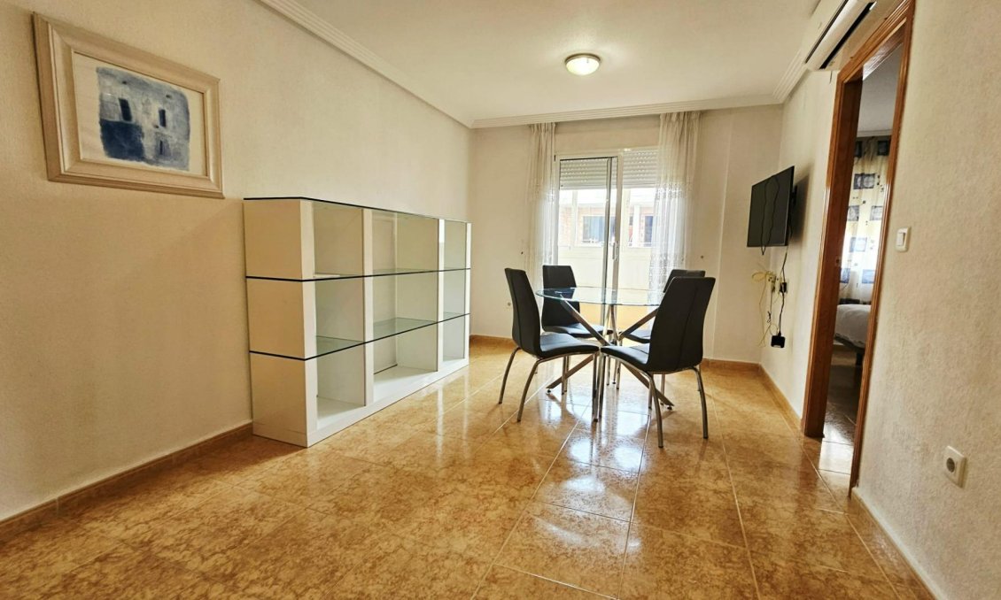 Használt Ingatlanok - Apartman -
Torrevieja - Curva Del Palangre