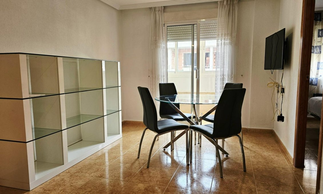 Használt Ingatlanok - Apartman -
Torrevieja - Curva Del Palangre