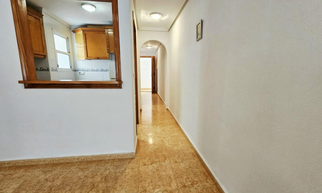 Használt Ingatlanok - Apartman -
Torrevieja - Curva Del Palangre