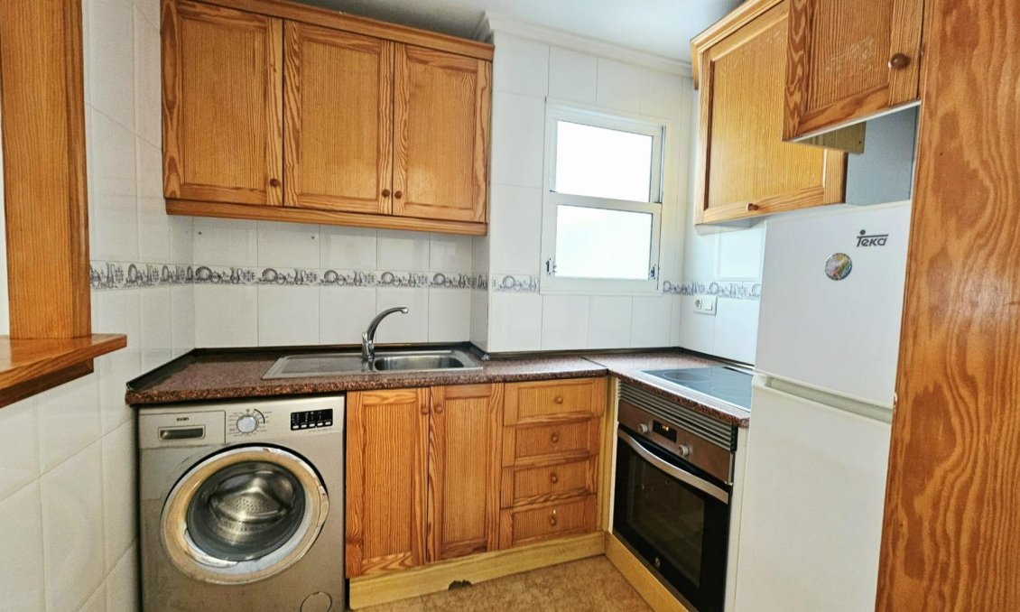 Használt Ingatlanok - Apartman -
Torrevieja - Curva Del Palangre
