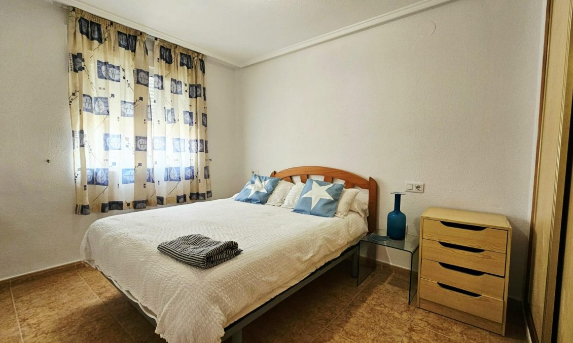 Használt Ingatlanok - Apartman -
Torrevieja - Curva Del Palangre