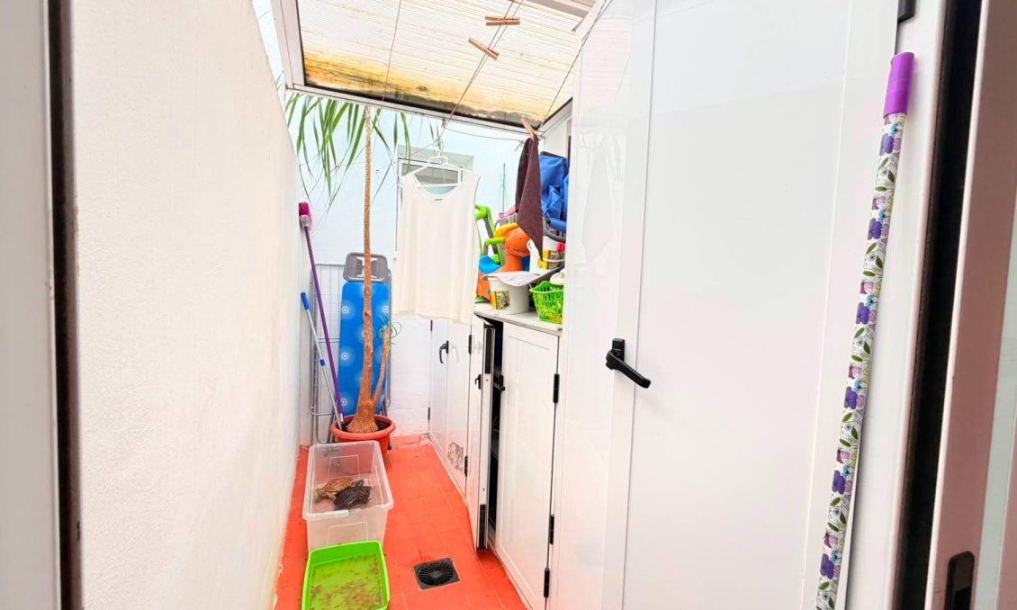Használt Ingatlanok - Apartman -
Torrevieja - Playa del Cura