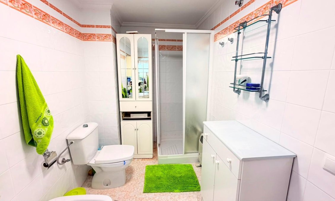 Használt Ingatlanok - Apartman -
Torrevieja - Playa del Cura