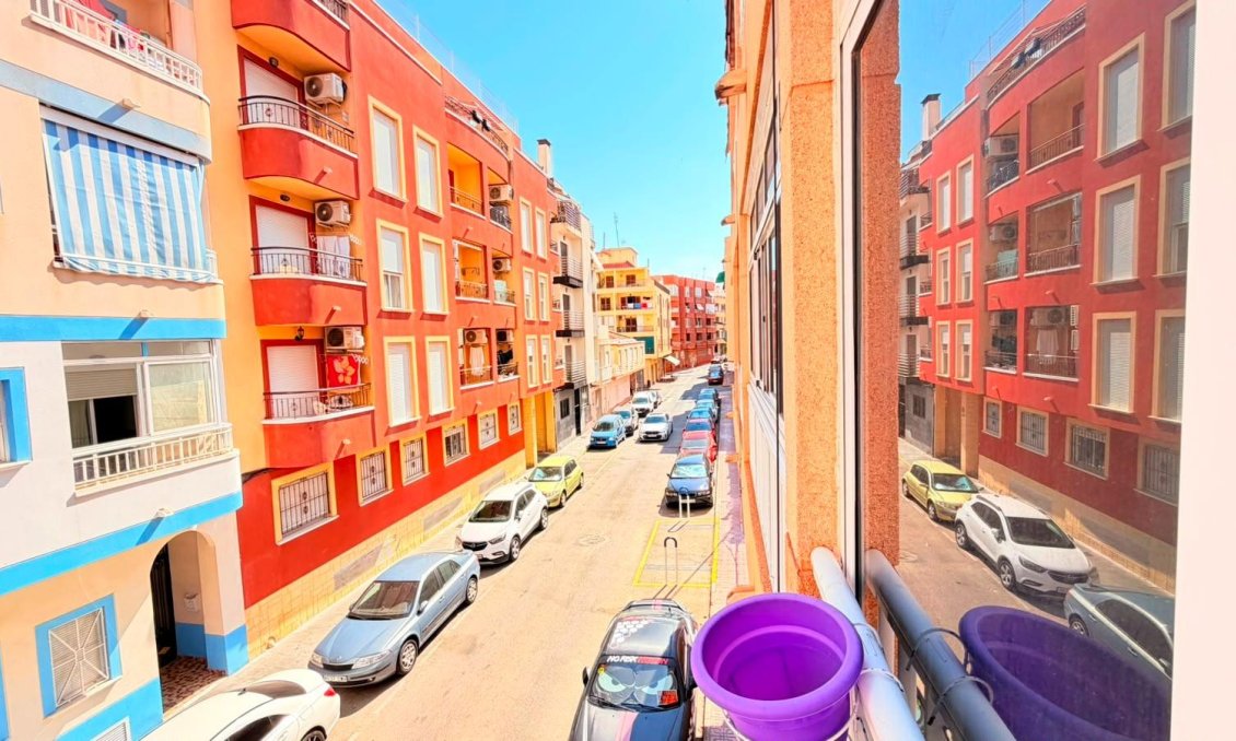 Használt Ingatlanok - Apartman -
Torrevieja - Playa del Cura