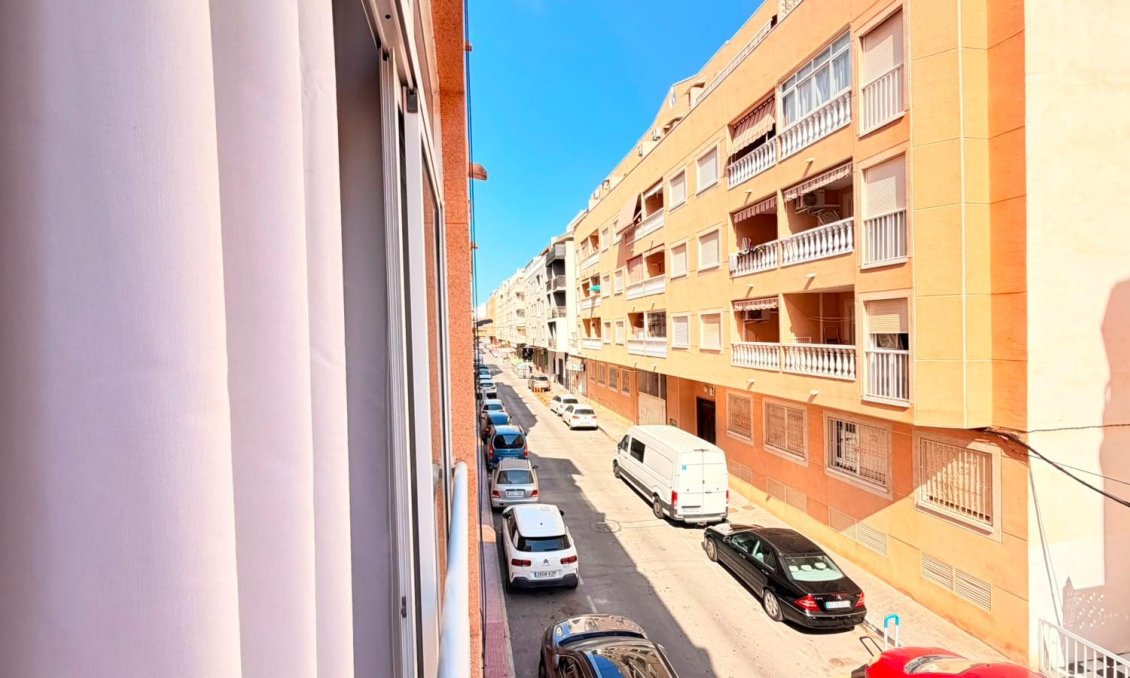 Használt Ingatlanok - Apartman -
Torrevieja - Playa del Cura