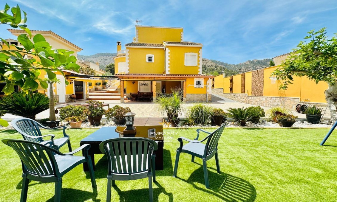Használt Ingatlanok - Villa -
Orihuela - Urb. Montepinar