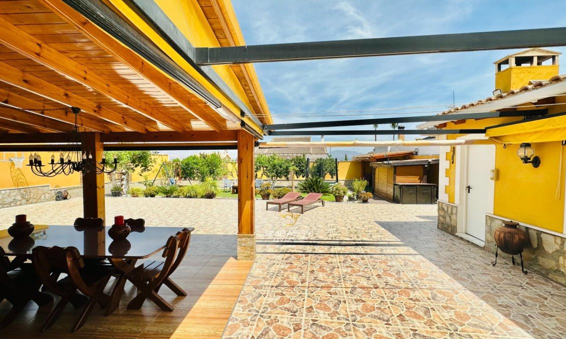 Használt Ingatlanok - Villa -
Orihuela - Urb. Montepinar