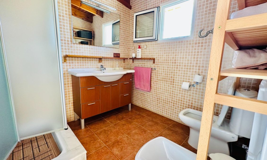 Használt Ingatlanok - Villa -
Orihuela - Urb. Montepinar
