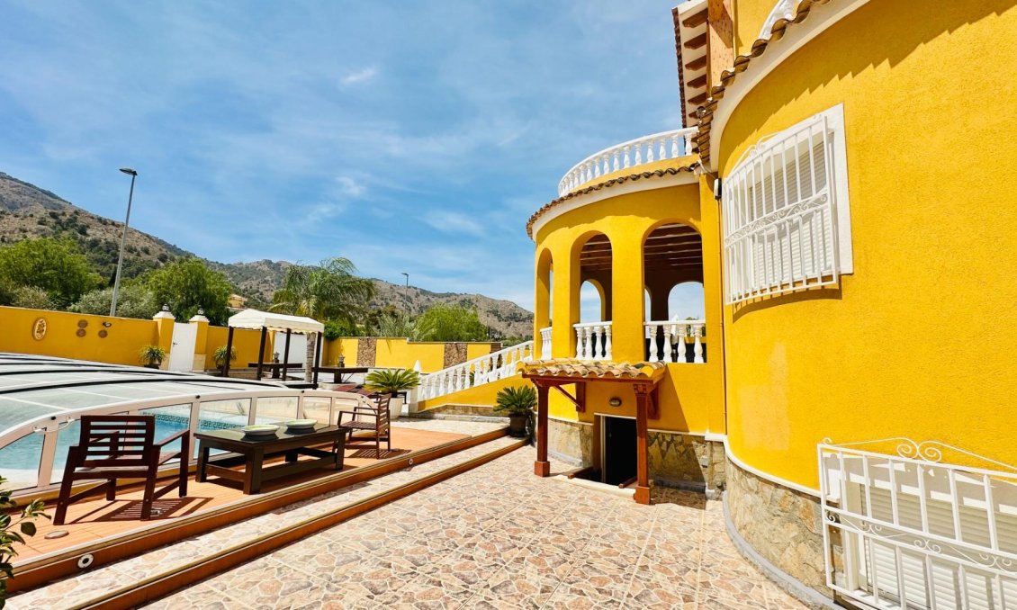 Használt Ingatlanok - Villa -
Orihuela - Urb. Montepinar
