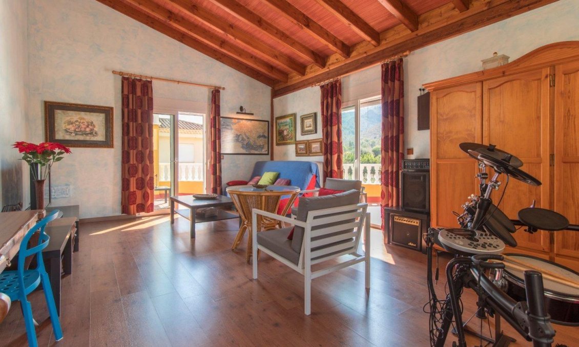 Használt Ingatlanok - Villa -
Orihuela - Urb. Montepinar