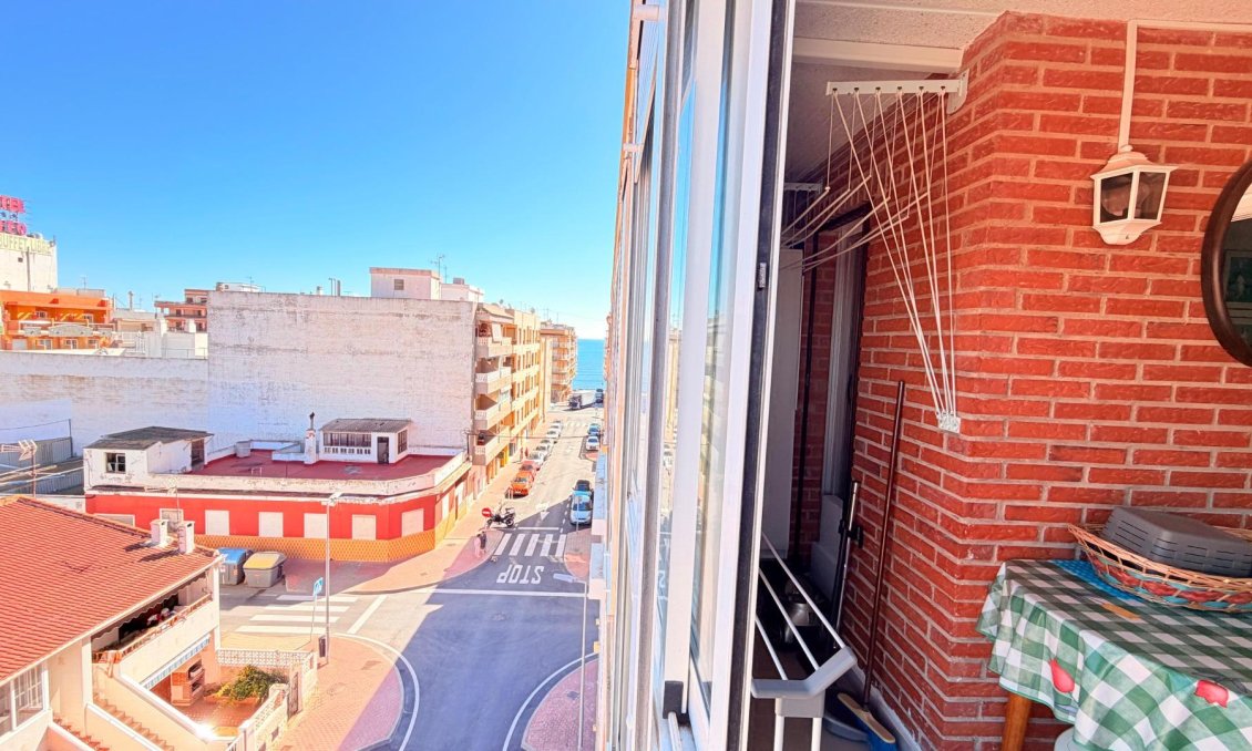 Resale - Apartment -
Torrevieja - Playa De Los Naufragos