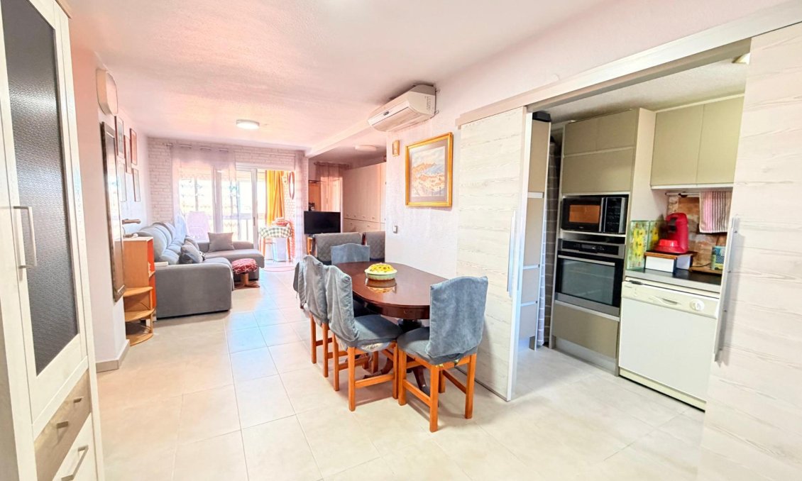 Resale - Apartment -
Torrevieja - Playa De Los Naufragos