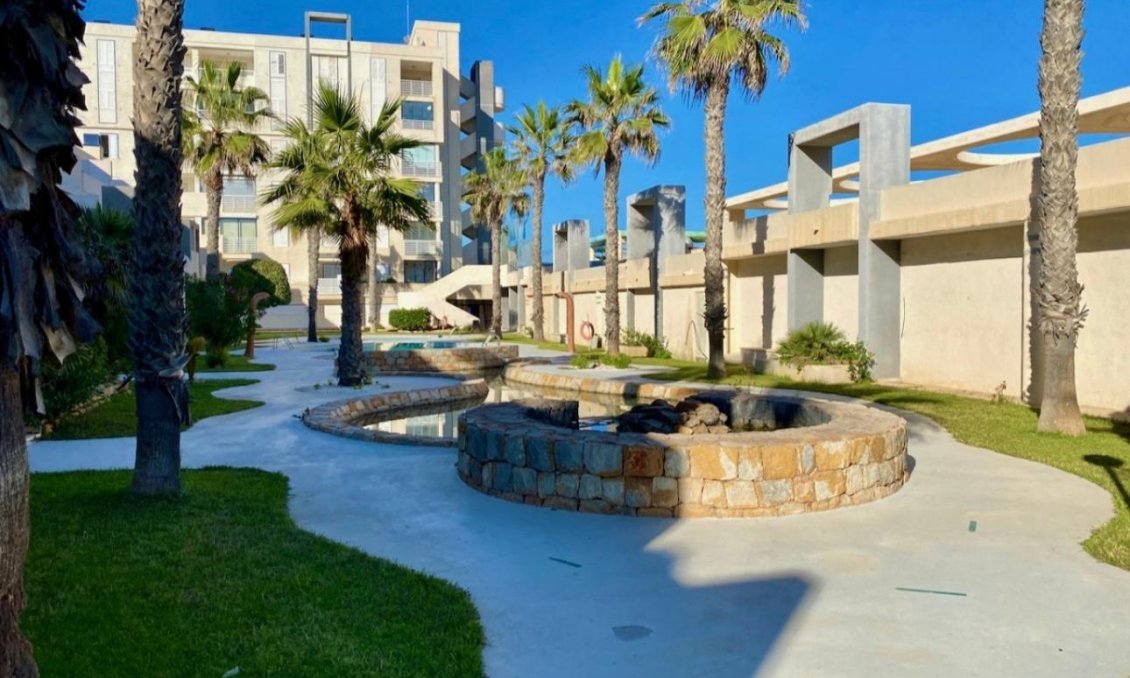 Resale - Apartment -
Torrevieja - Torre La Mata
