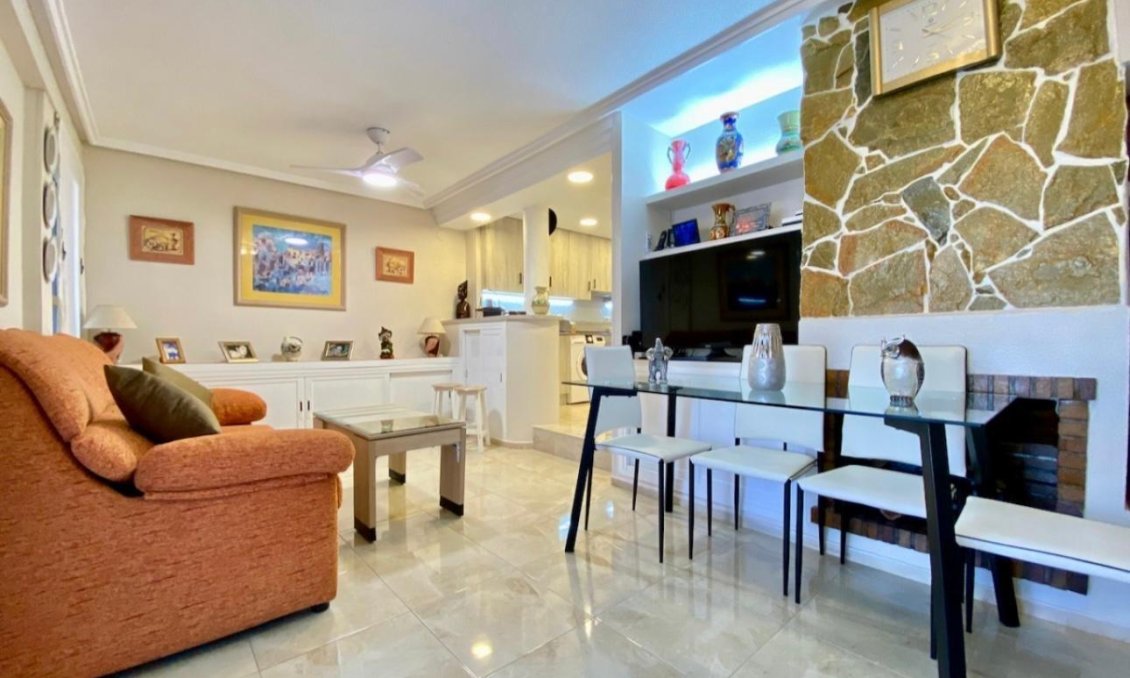 Resale - Apartment -
Torrevieja - Torre La Mata