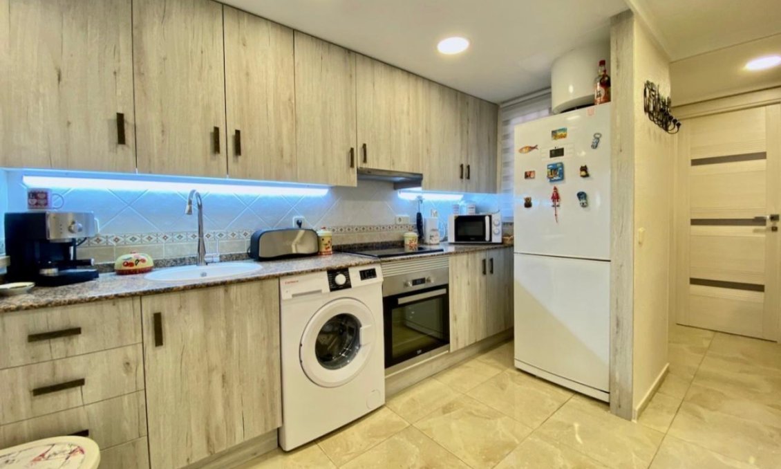 Resale - Apartment -
Torrevieja - Torre La Mata