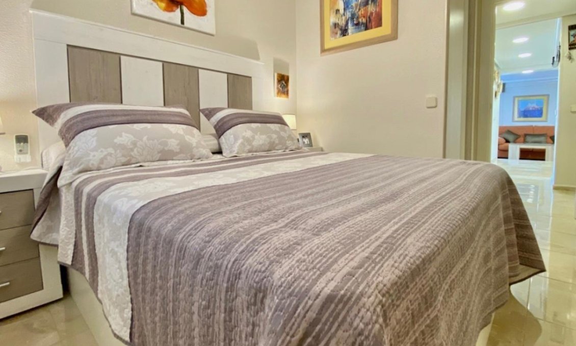 Resale - Apartment -
Torrevieja - Torre La Mata