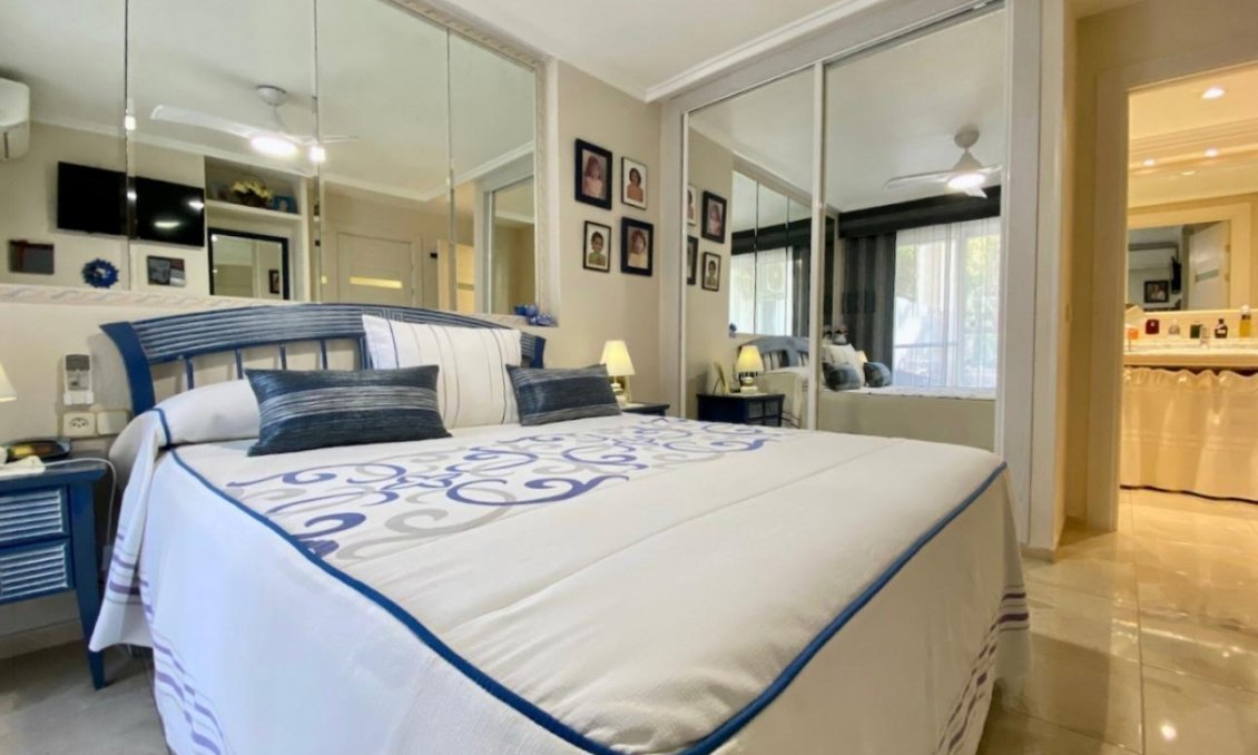 Resale - Apartment -
Torrevieja - Torre La Mata