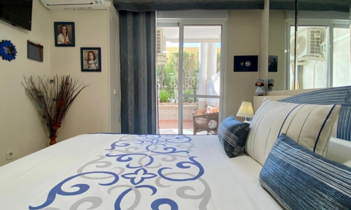 Resale - Apartment -
Torrevieja - Torre La Mata