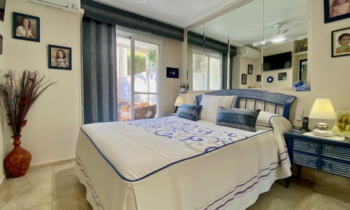 Resale - Apartment -
Torrevieja - Torre La Mata