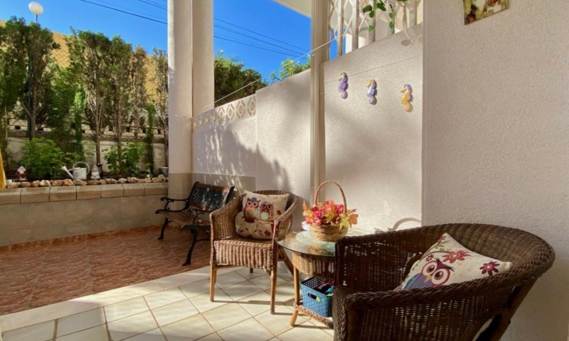 Resale - Apartment -
Torrevieja - Torre La Mata