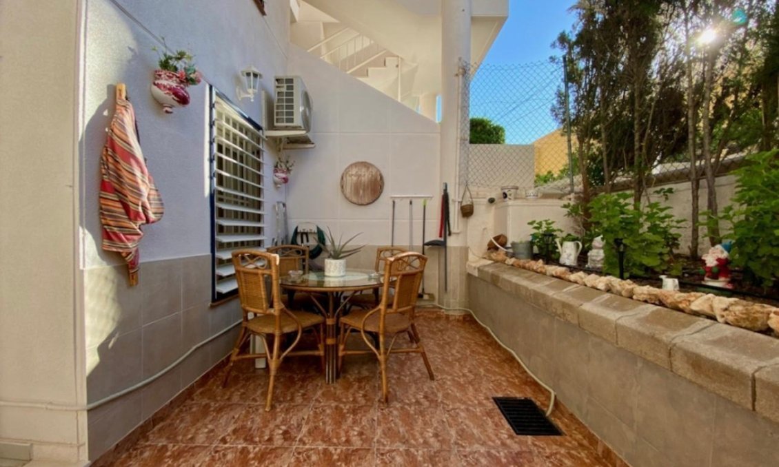 Resale - Apartment -
Torrevieja - Torre La Mata